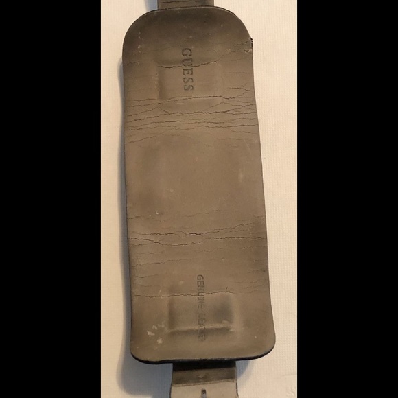 Vintage Guess Watch - Picture 7 of 7